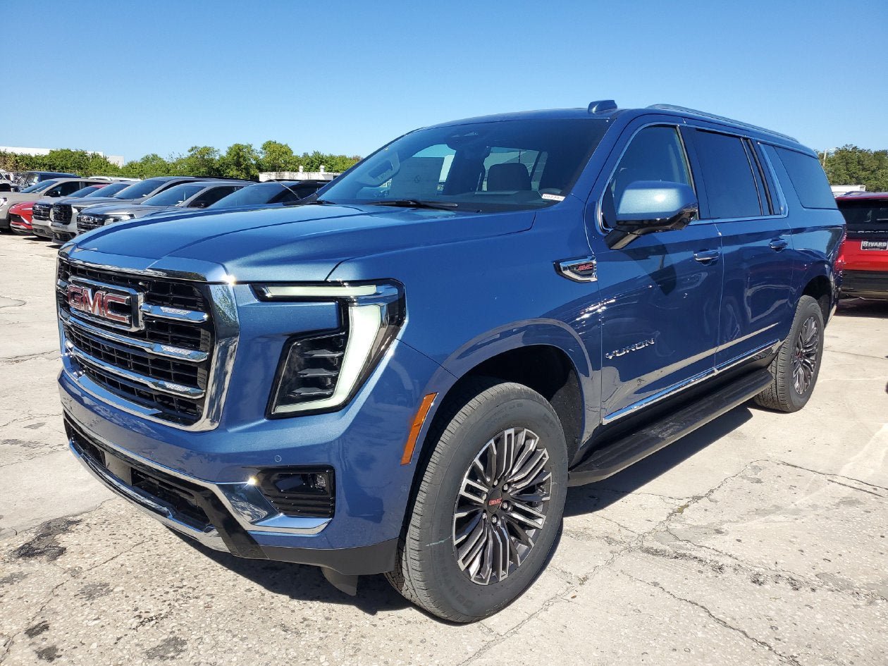 New 2027 GMC Yukon XL Elevation w/ Elevation Preferred Package RWD image 3