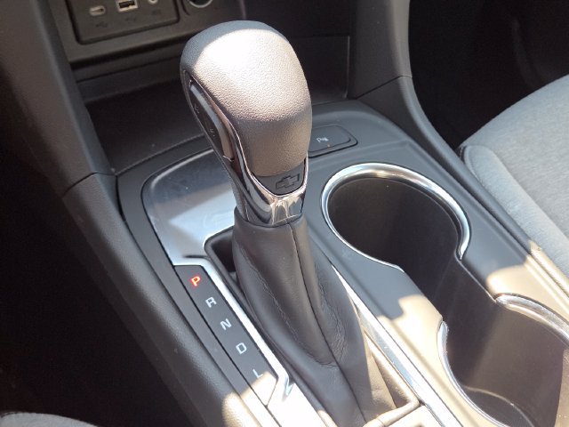 Used 2024 Chevrolet Equinox LT w/ LPO, Floor Liner Package FWD image 28