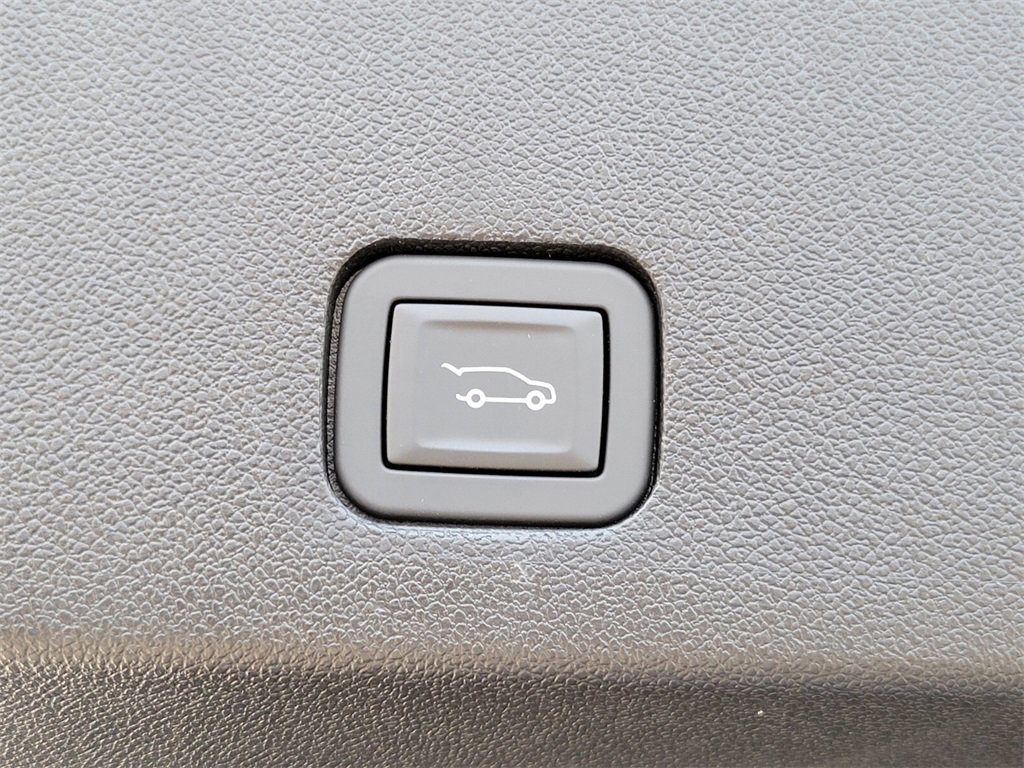 New 2024 Cadillac XT6 Premium Luxury w/ Platinum Package image 28