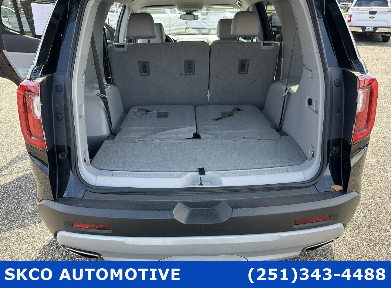 Used 2023 GMC Acadia SLT FWD image 21