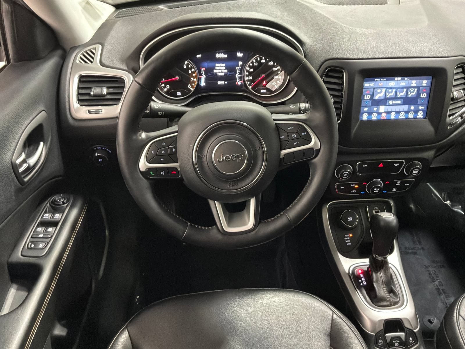 Used 2018 Jeep Compass Latitude w/ Popular Equipment Group AWD/4WD image 7