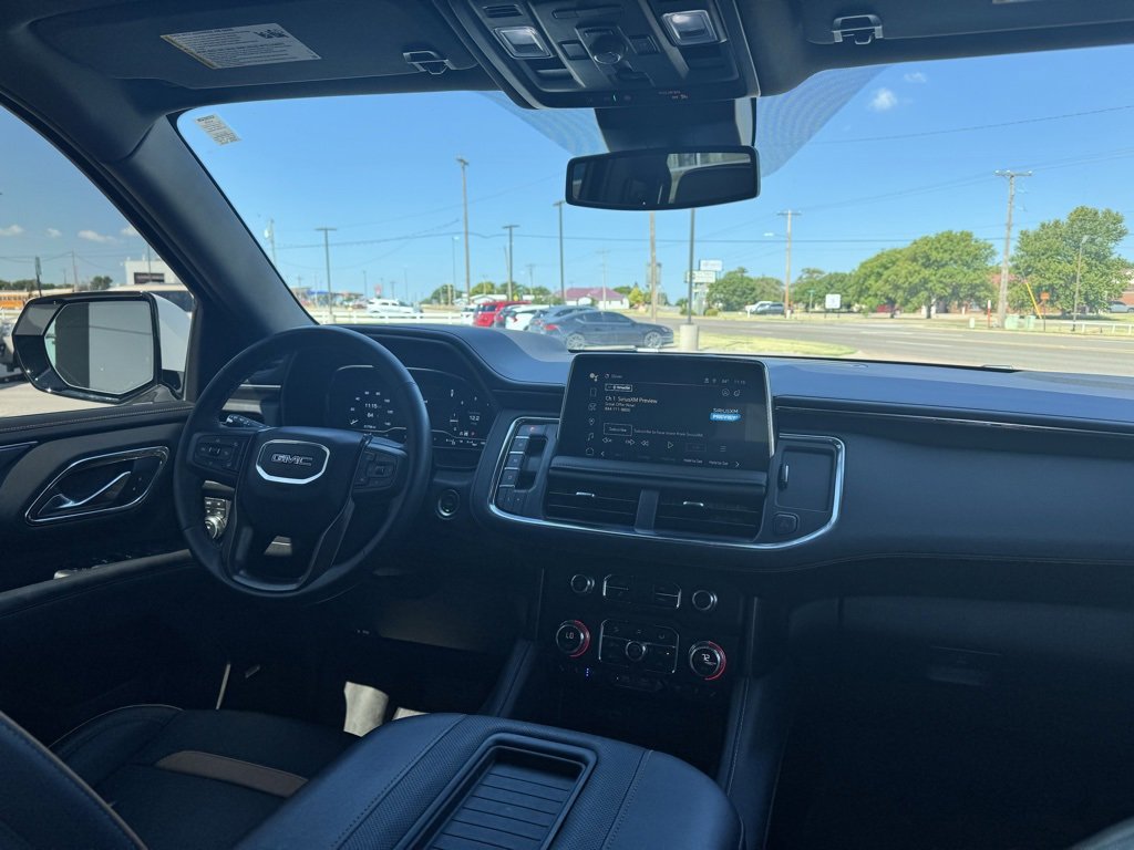 Used 2024 GMC Yukon AT4 w/ Technology Package image 17