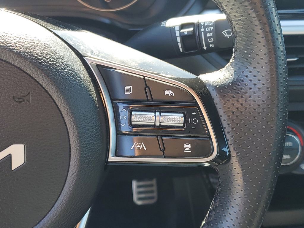 Used 2022 Kia Forte GT-Line w/ GT-Line Technology Package FWD image 13