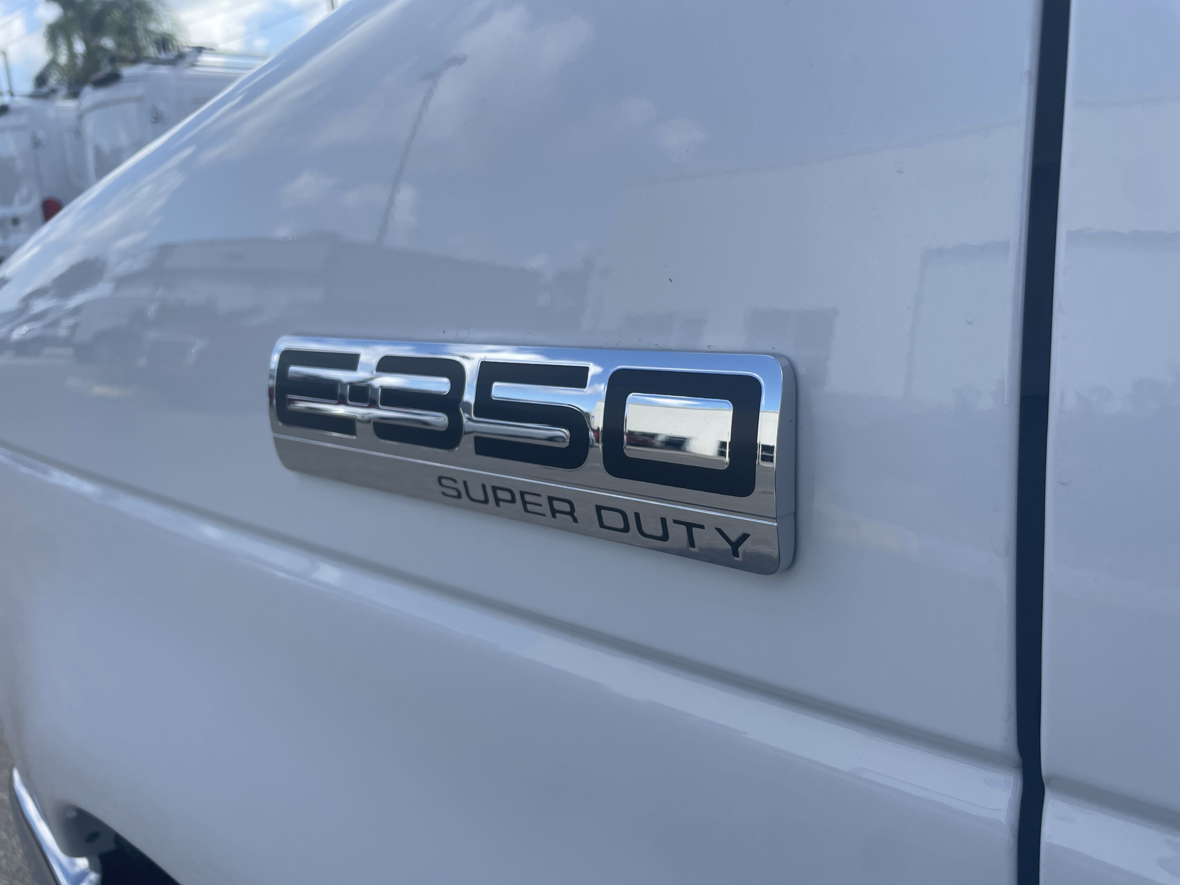 New 2025 Ford E-350 and Econoline 350 Super Duty w/ Power Equipment Group image 10
