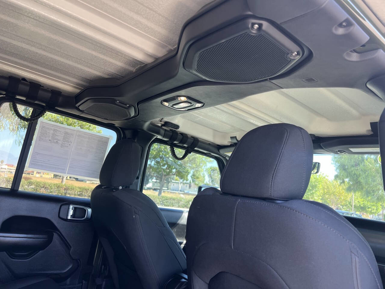 Used 2021 Jeep Gladiator Sport image 32