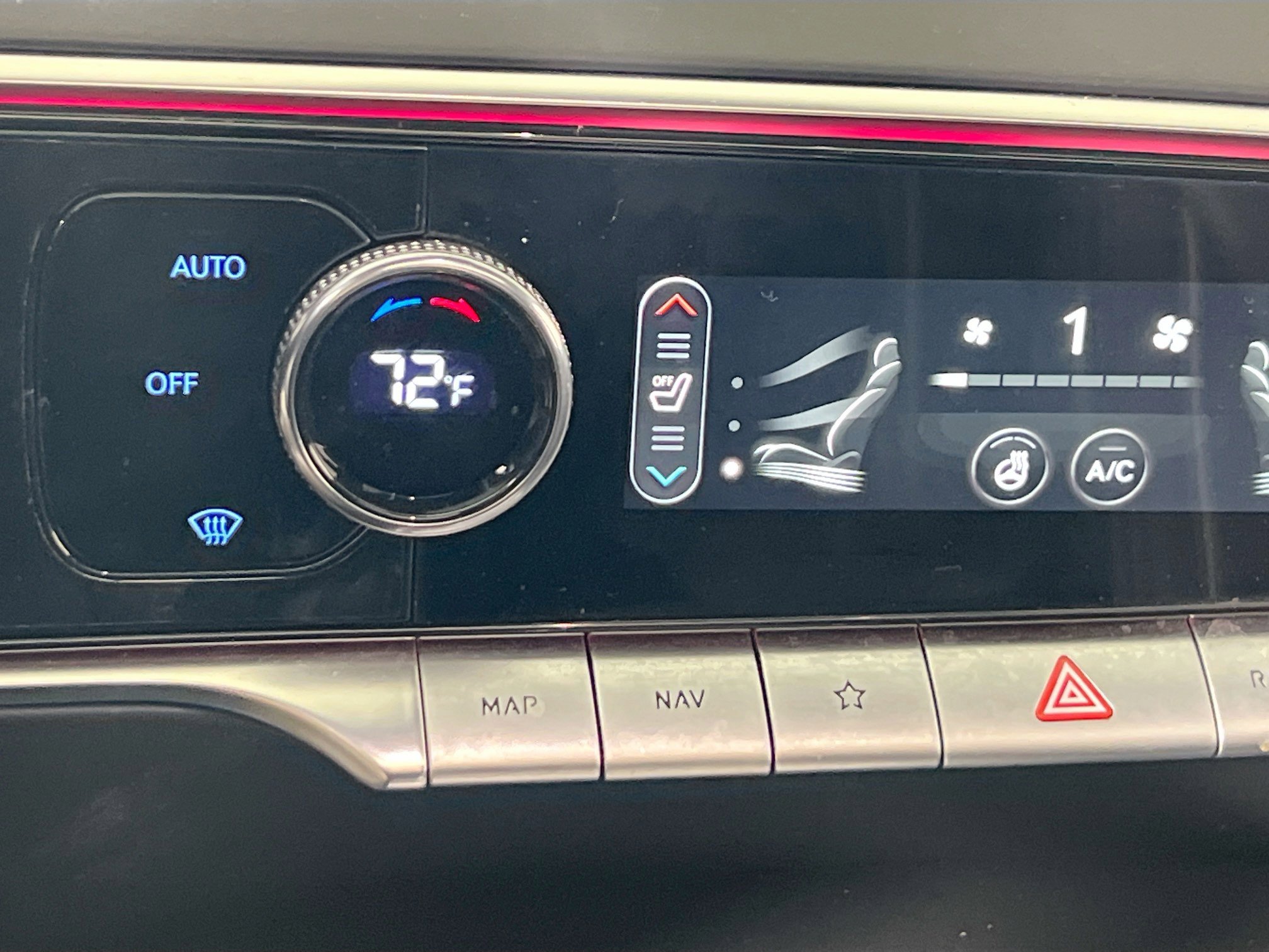 Used 2023 Genesis GV70 3.5T Sport w/ Sport Advanced Package image 20