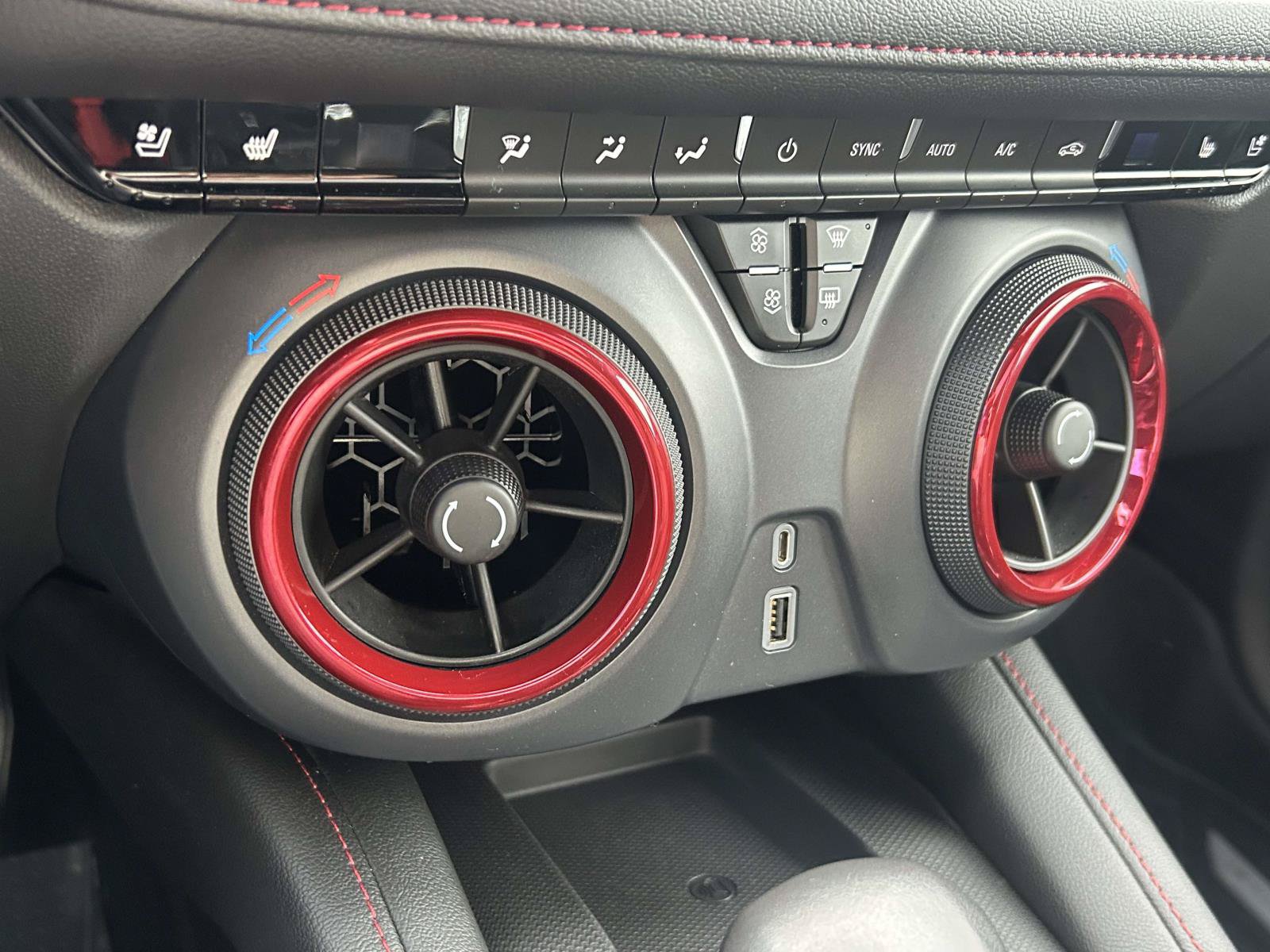 Used 2020 Chevrolet Blazer RS FWD image 21