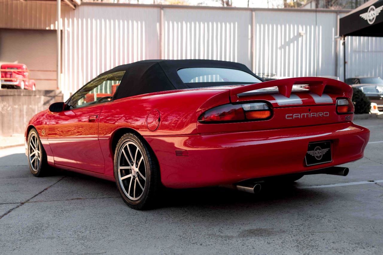 Used 2002 Chevrolet Camaro Z28 w/ SS Performance/Appearance Pkg image 15