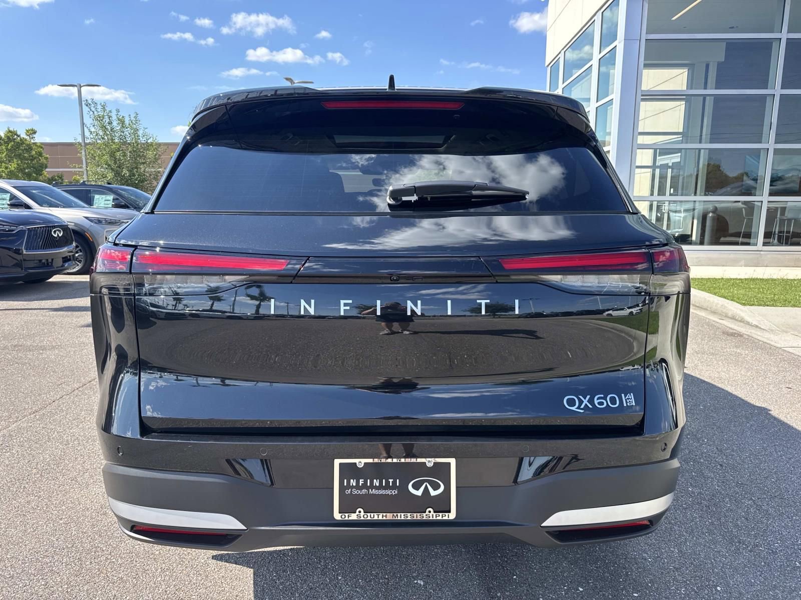 New 2027 INFINITI QX60 Luxe w/ Cargo Package AWD/4WD image 6