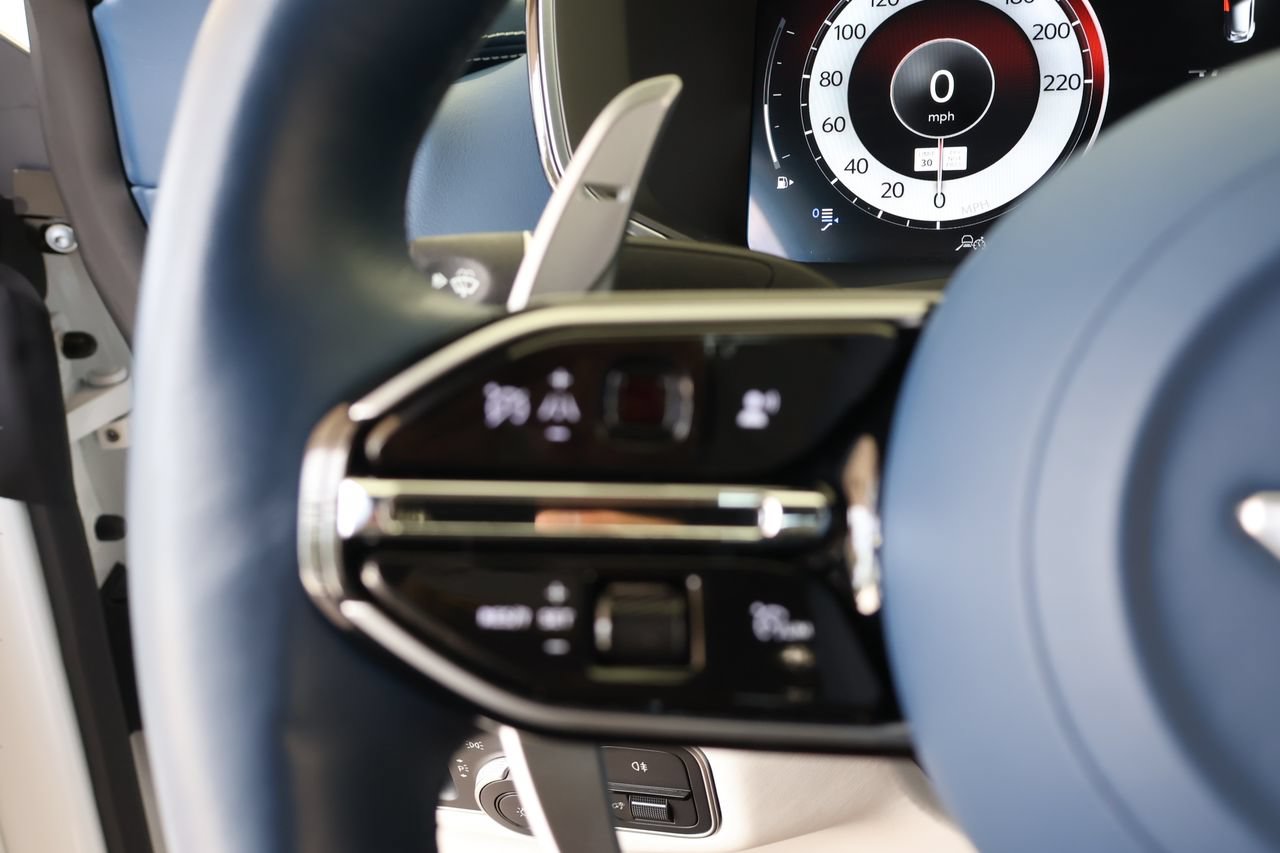 Used 2025 Aston Martin DBX 707 AWD/4WD image 26