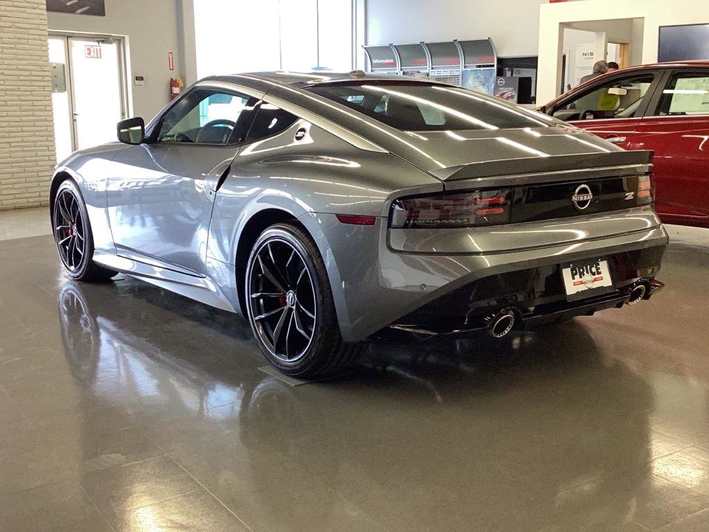New 2025 Nissan Z Performance w/ Floor Mat Package image 4