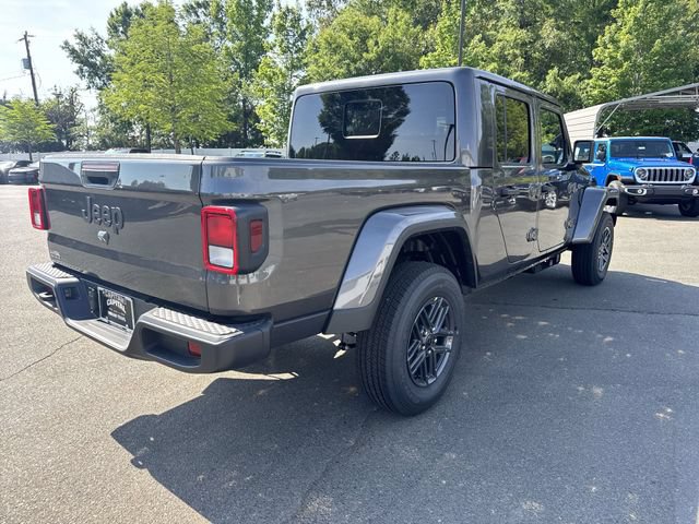 New 2026 Jeep Gladiator Sport AWD/4WD image 13