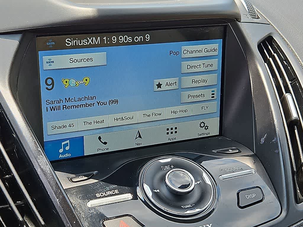 Used 2018 Ford Escape Titanium w/ Ford Safe & Smart Package AWD/4WD image 17