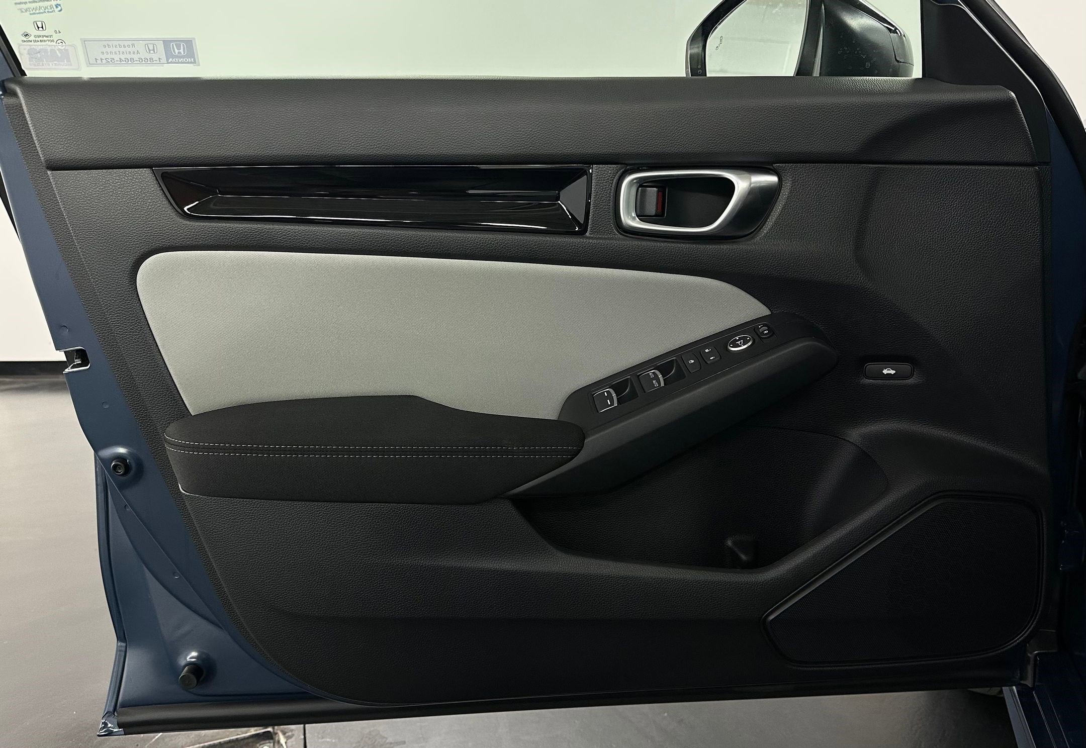 New 2026 Honda Civic FWD Hybrid Sedan image 25