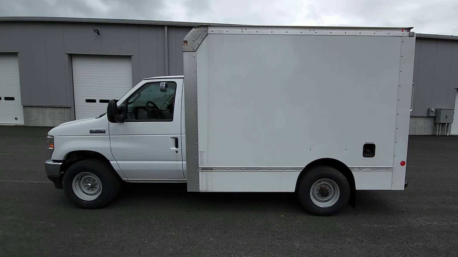 New 2024 Ford E-350 and Econoline 350 Super Duty w/ Power Windows & Locks Group image 5