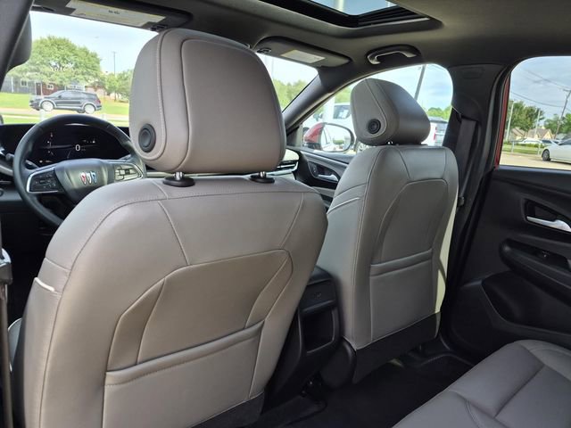 Used 2025 Buick Envista Avenir FWD image 18