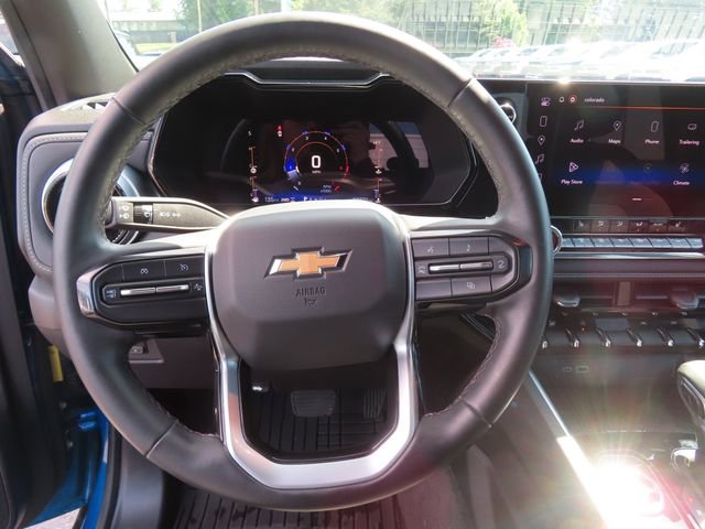 Used 2023 Chevrolet Colorado LT w/ LT Convenience Package II AWD/4WD image 17
