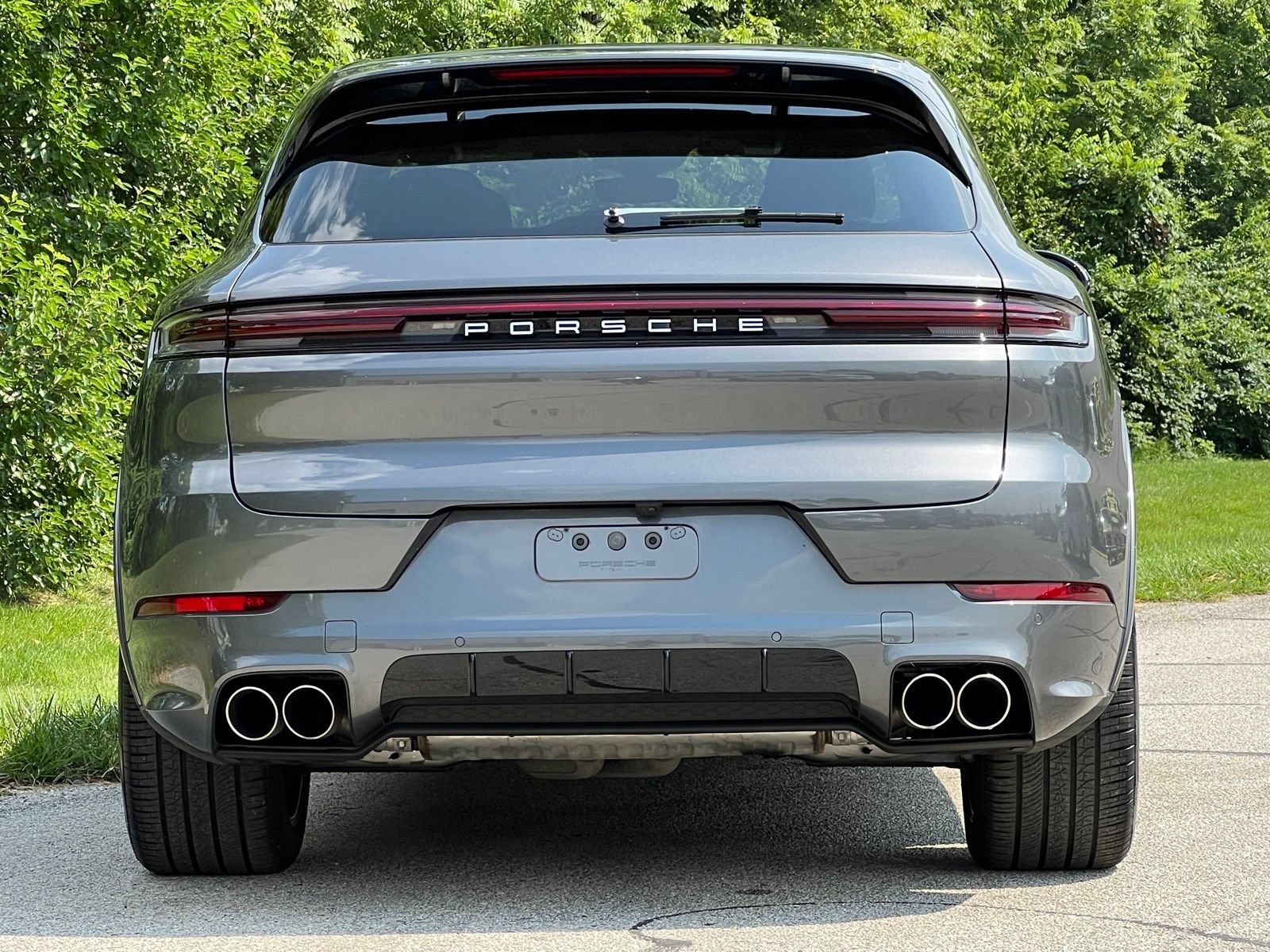 Certified 2025 Porsche Cayenne S AWD/4WD image 8