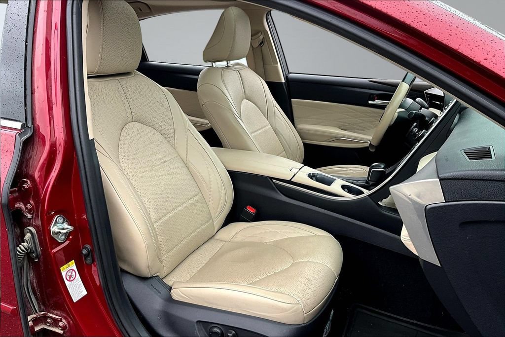 Used 2019 Toyota Avalon Limited w/ Advanced Safety Package FWD image 27