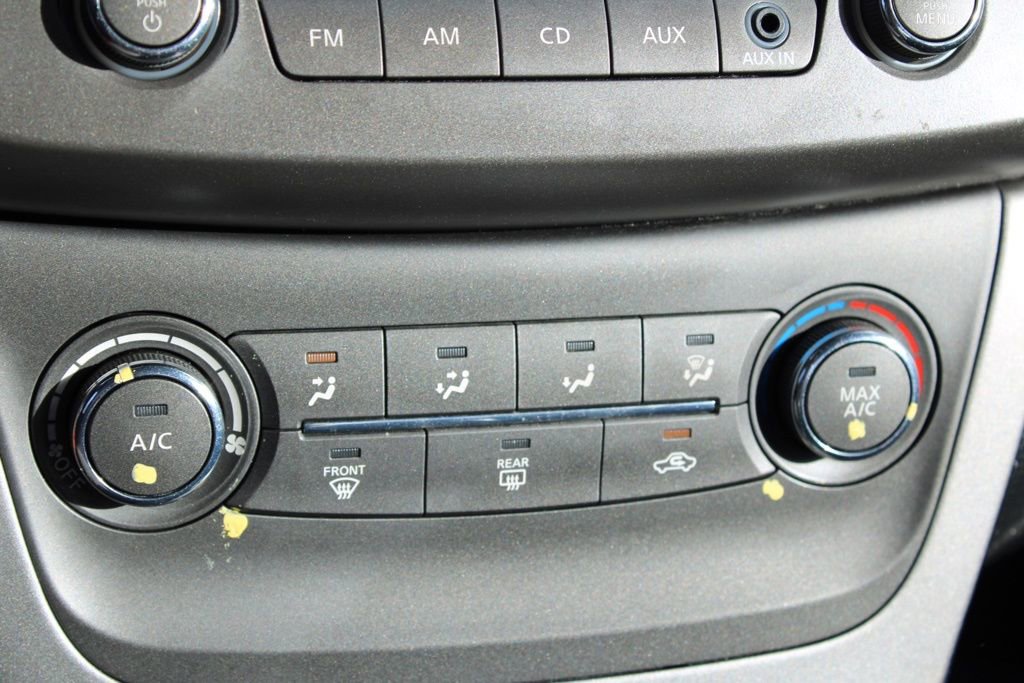 Used 2013 Nissan Sentra S image 29