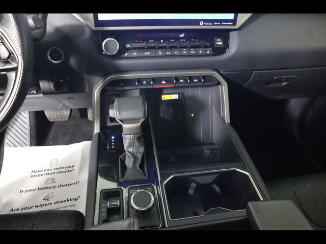 Used 2022 Toyota Tundra Limited w/ Power Package image 23