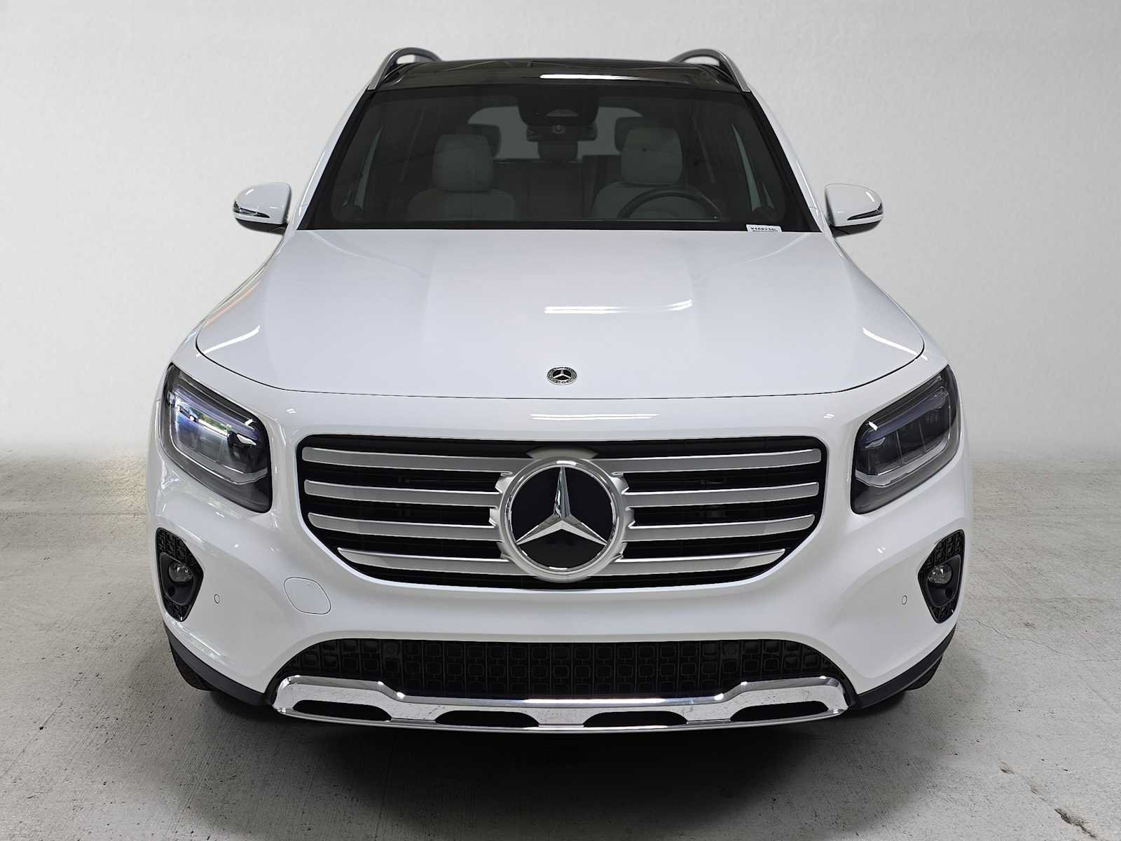 Certified 2026 Mercedes-Benz GLB 250 4MATIC image 8