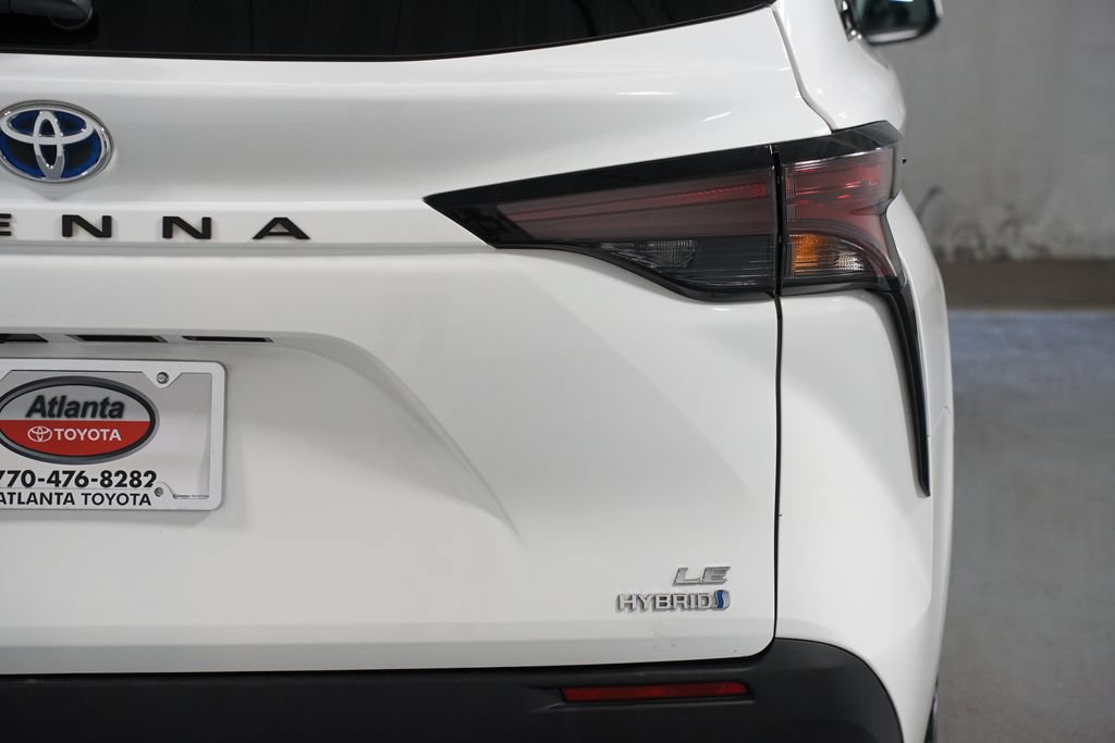 Certified 2023 Toyota Sienna LE FWD image 10