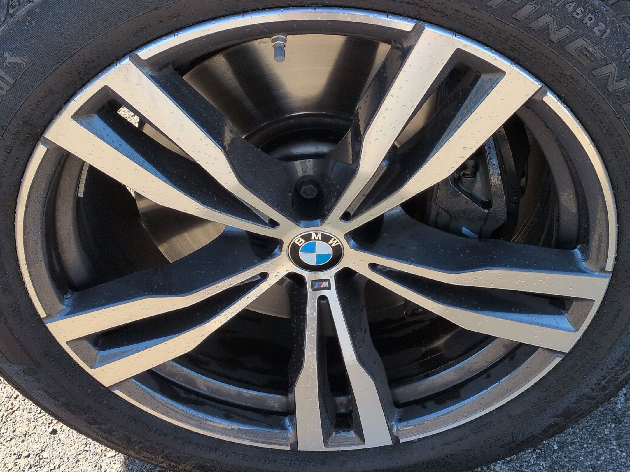 Certified 2024 BMW X7 xDrive40i w/ Executive Package image 13