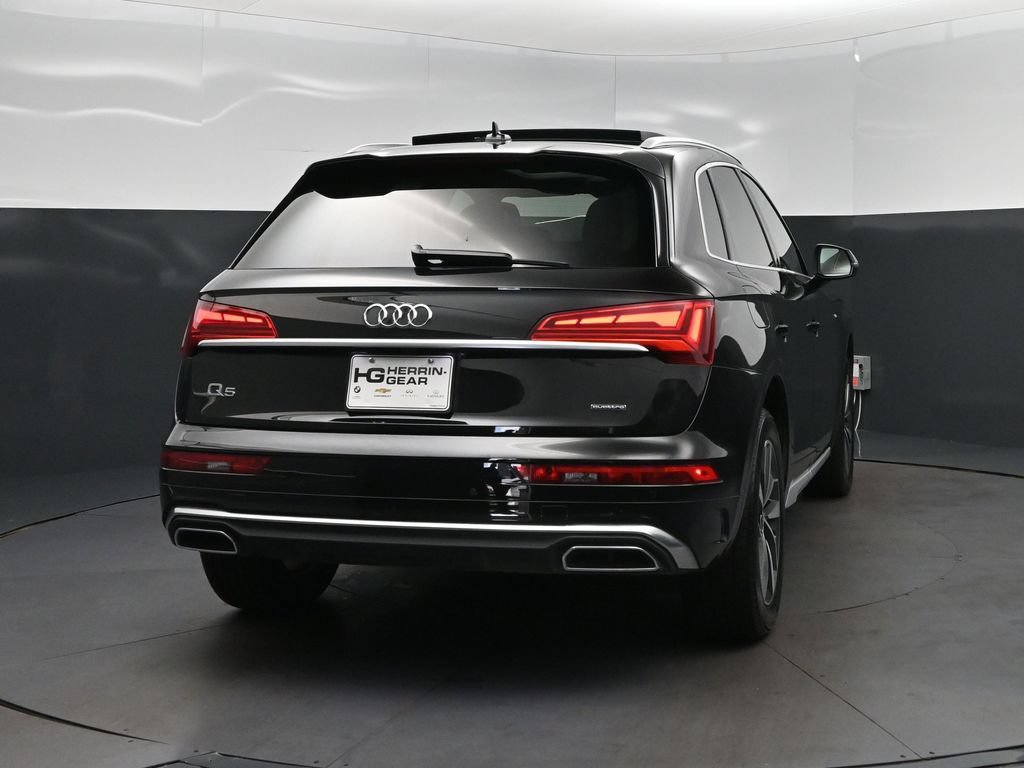 Used 2023 Audi Q5 2.0T Premium w/ Convenience Package AWD/4WD image 7