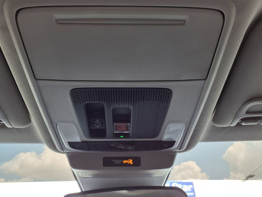 Used 2023 Honda Accord EX image 28