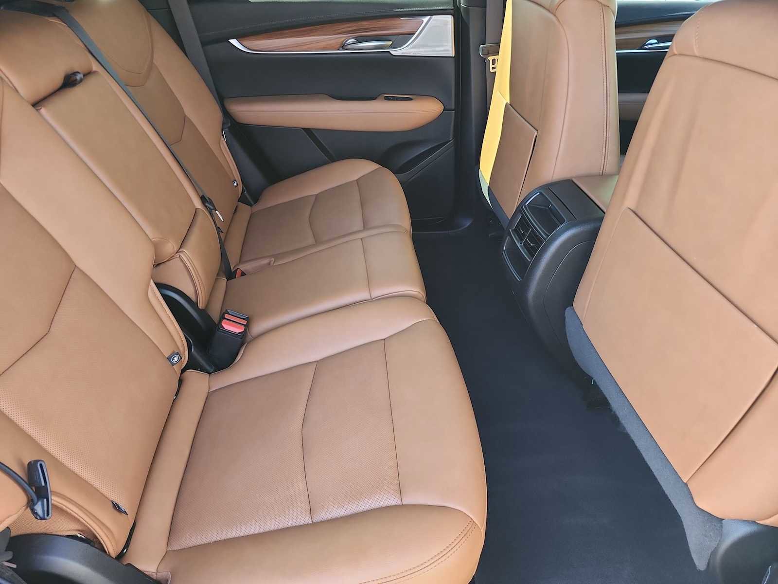 Used 2021 Cadillac XT5 Premium Luxury FWD image 17