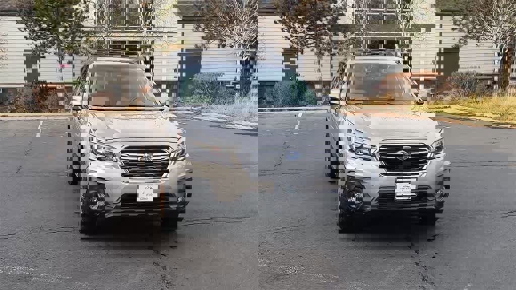 Used 2018 Subaru Outback 3.6R Limited image 3