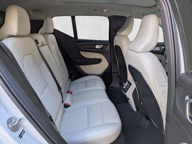 Used 2026 Volvo XC40 B5 Plus w/ Protection Package Premier AWD/4WD image 21