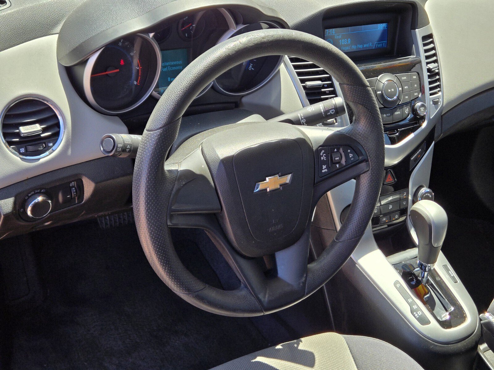 Used 2012 Chevrolet Cruze LS w/ Connectivity Package FWD image 14