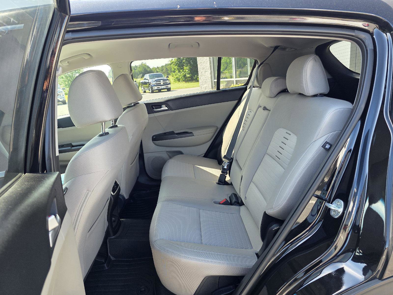 Used 2022 Kia Sportage LX w/ LX AWD Value Edition Package image 10