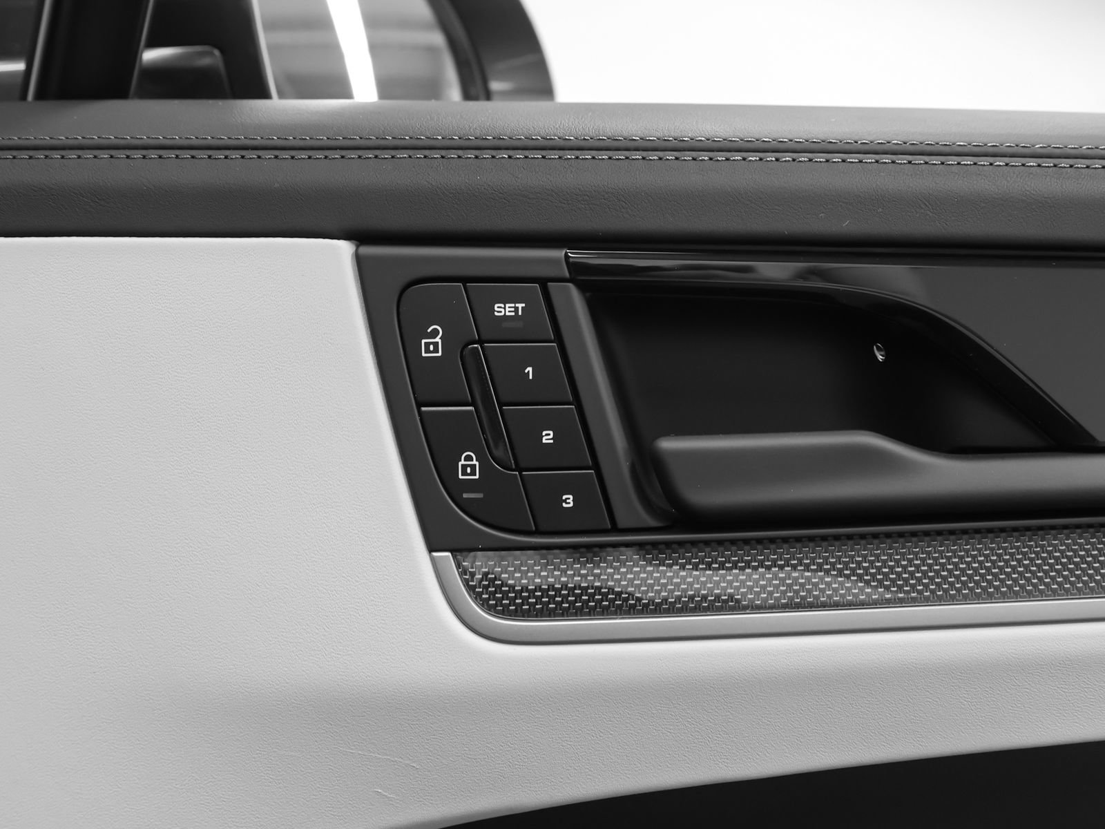 Certified 2026 Porsche Cayenne S AWD/4WD image 23