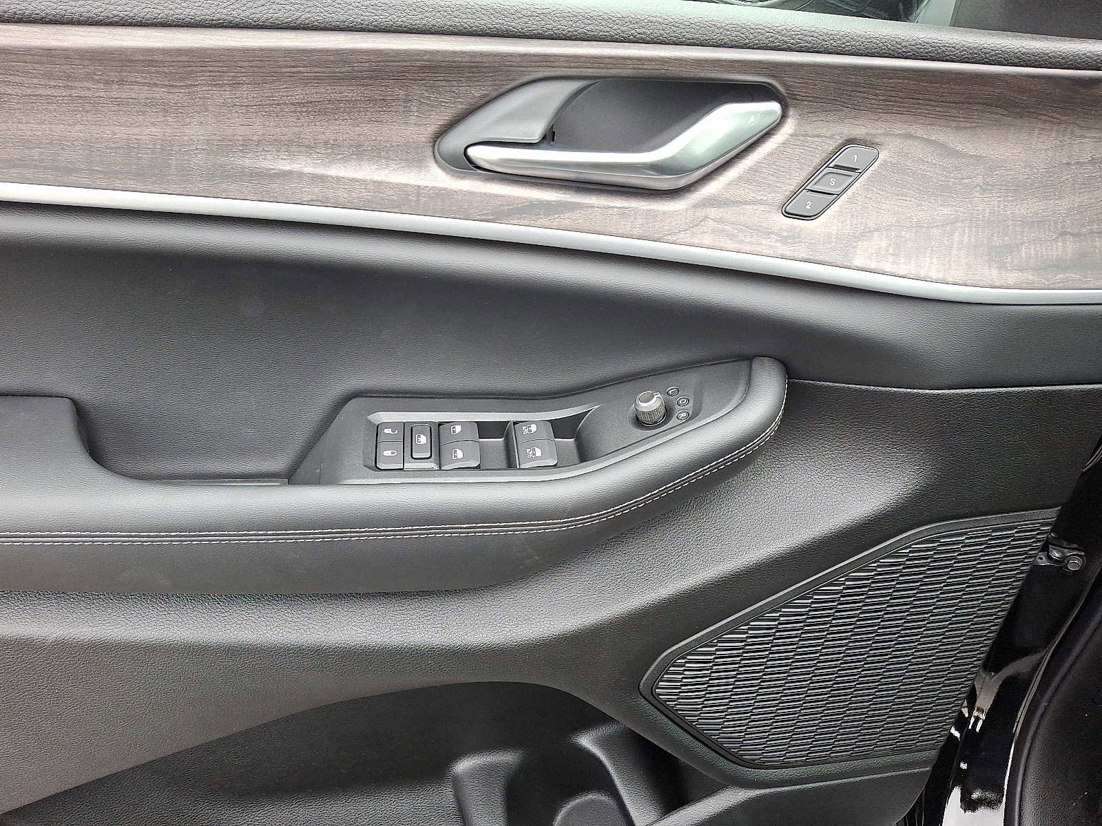 New 2025 Jeep Grand Cherokee Limited image 8