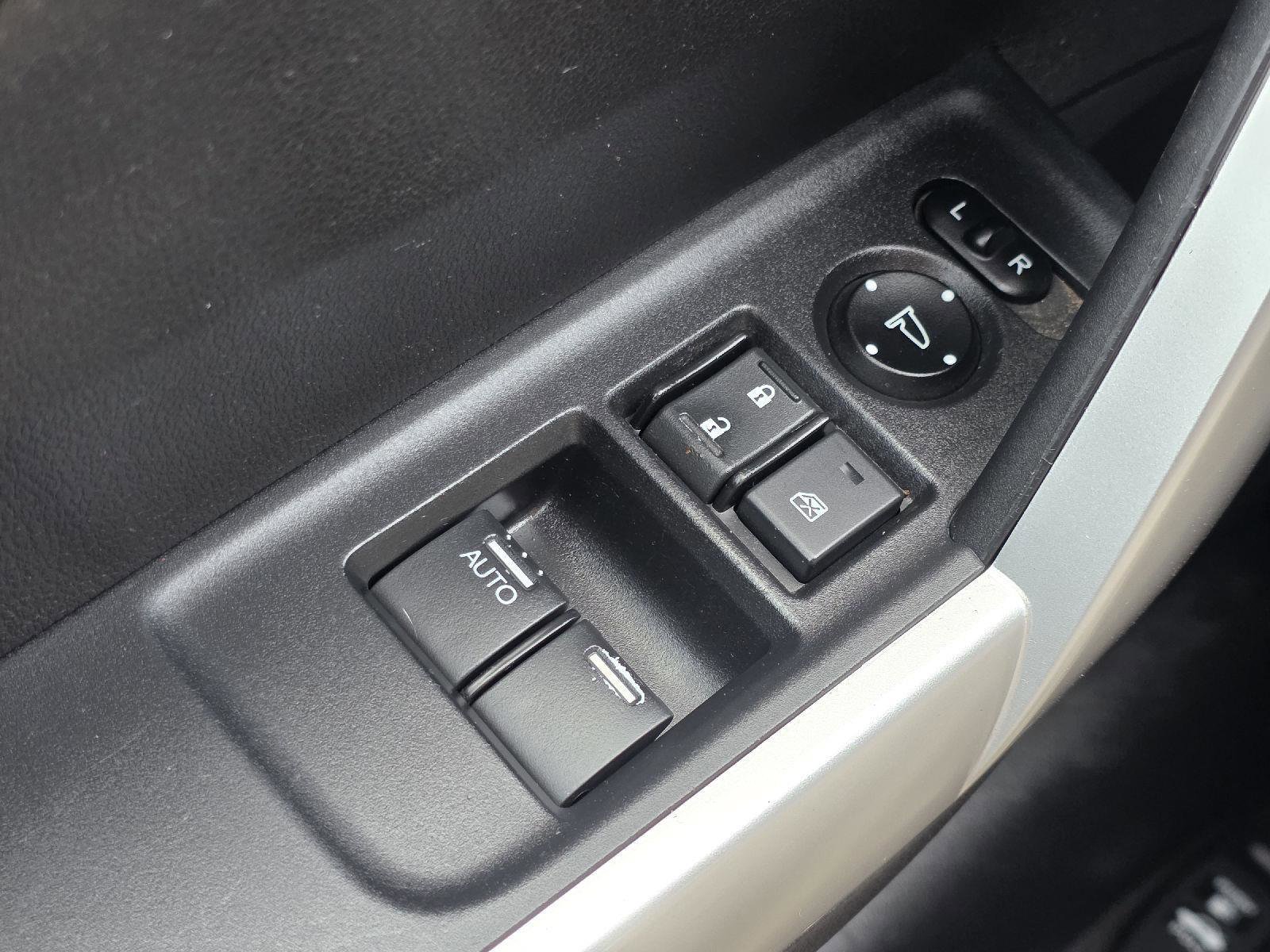 Used 2013 Honda Civic Si image 9