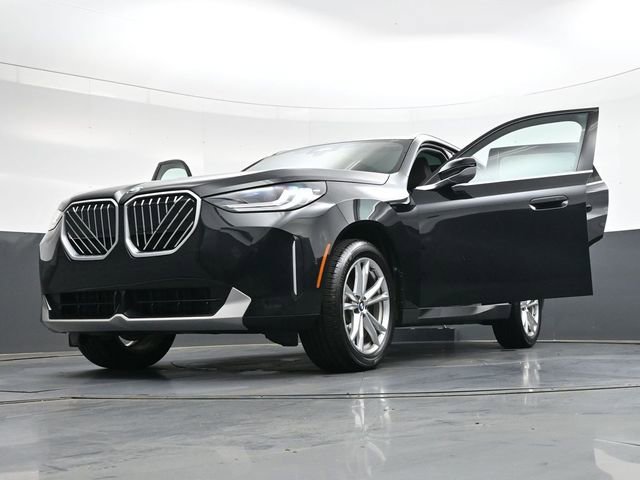 Used 2025 BMW X3 xDrive30i w/ Convenience Package image 47