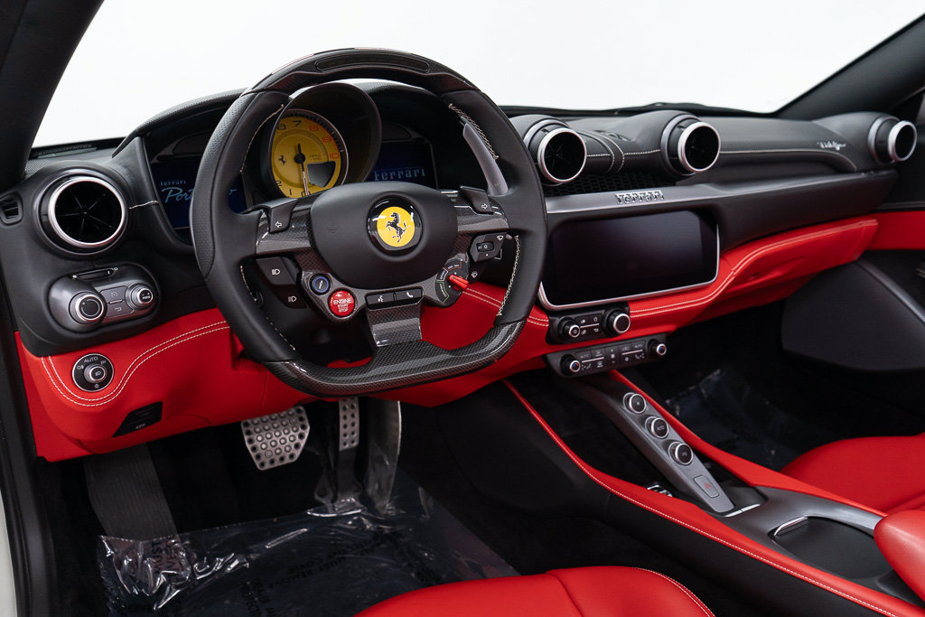 Used 2020 Ferrari Portofino RWD image 22