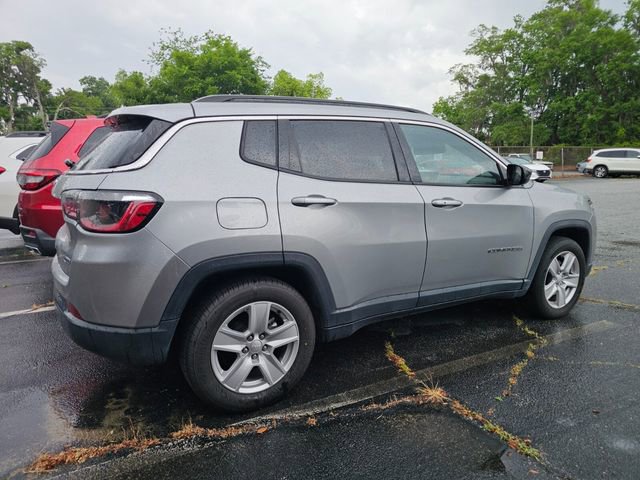 Used 2022 Jeep Compass Latitude FWD image 6