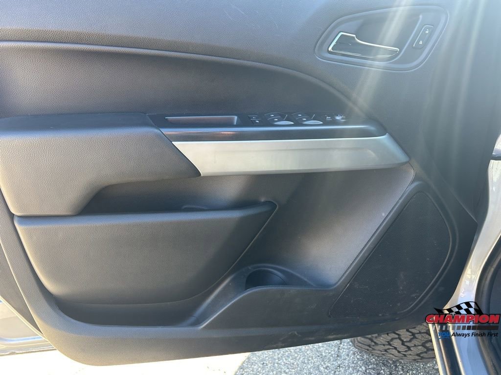 Used 2019 Chevrolet Colorado LT w/ LT Convenience Package image 15