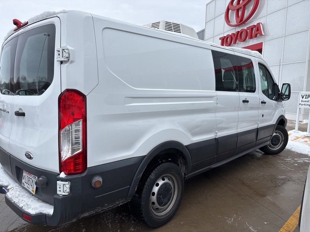 Used 2015 Ford Transit 250 148 Low Roof image 6
