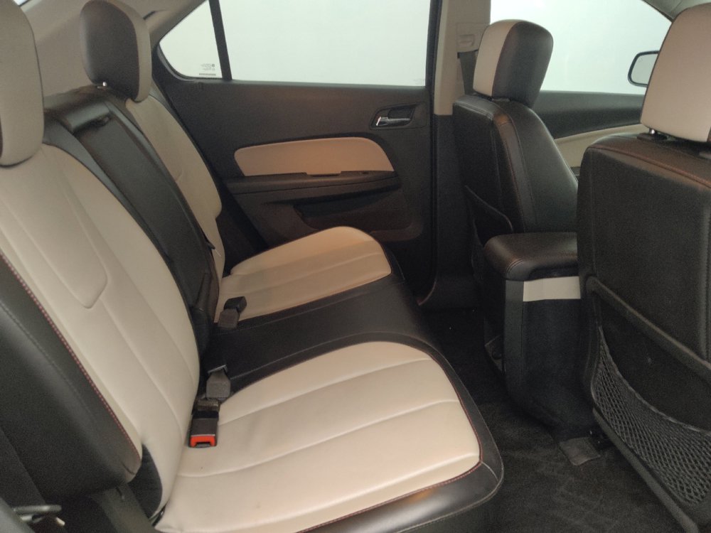 Used 2016 Chevrolet Equinox LTZ w/ Enhanced Convenience Package FWD image 19