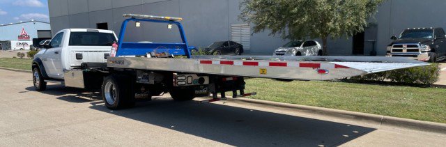 Used 2015 RAM 5500 SLT w/ Quick Order Package 29G SLT image 14