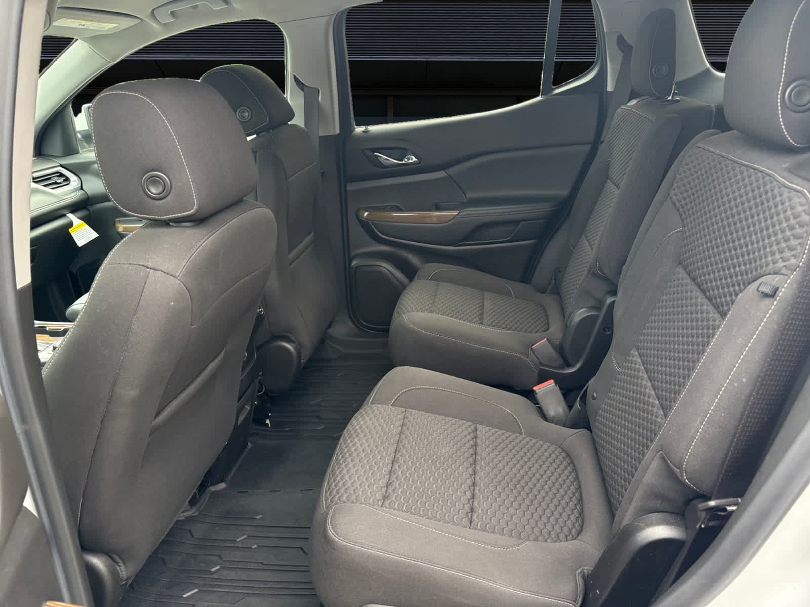 Used 2019 GMC Acadia SLE w/ Driver Alert Package I FWD image 15