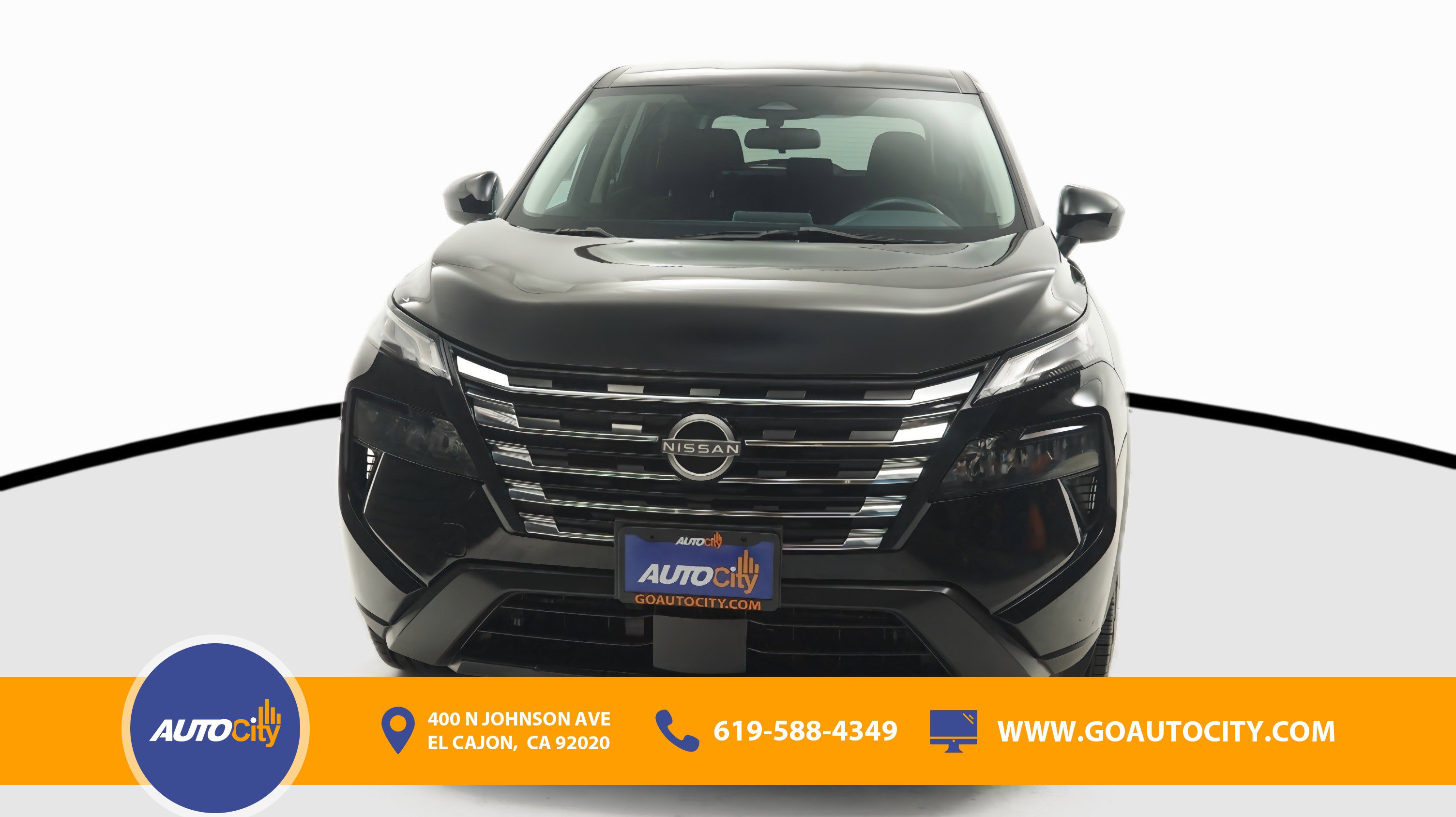 Used 2024 Nissan Rogue SV image 4