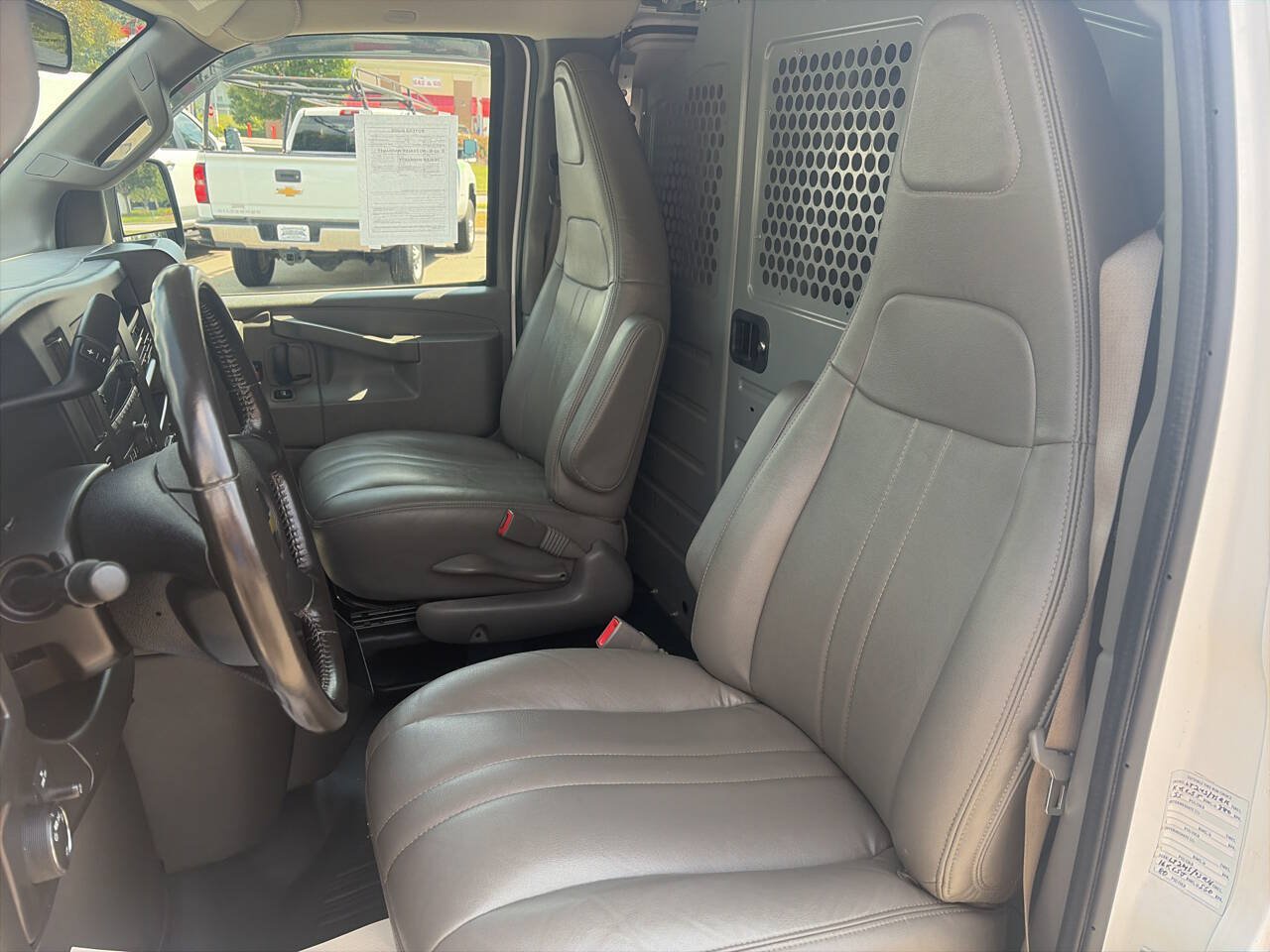 Used 2020 Chevrolet Express 2500 Extended w/ Enhanced Convenience Package RWD image 11