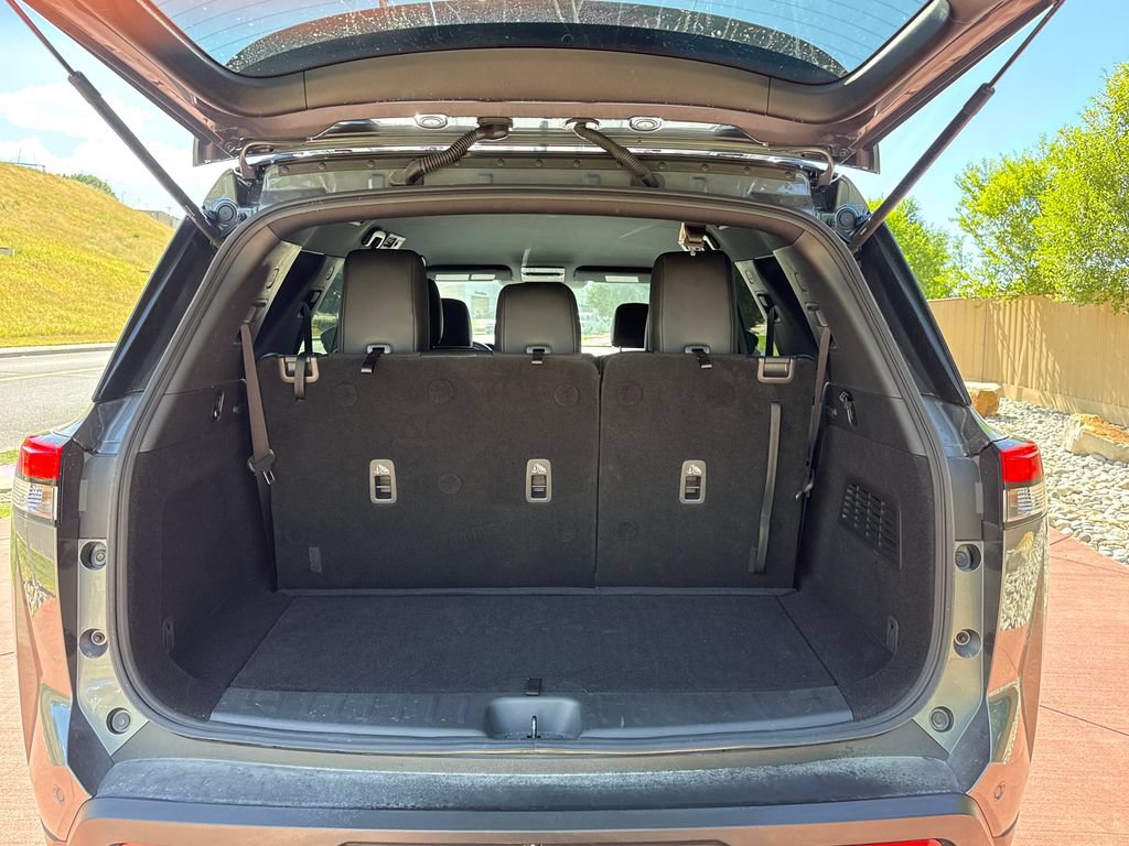 Used 2024 Nissan Pathfinder Rock Creek AWD/4WD image 9