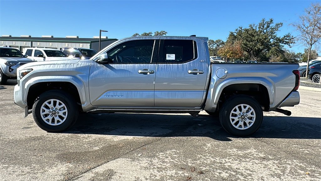 New 2026 Toyota Tacoma SR5 image 4